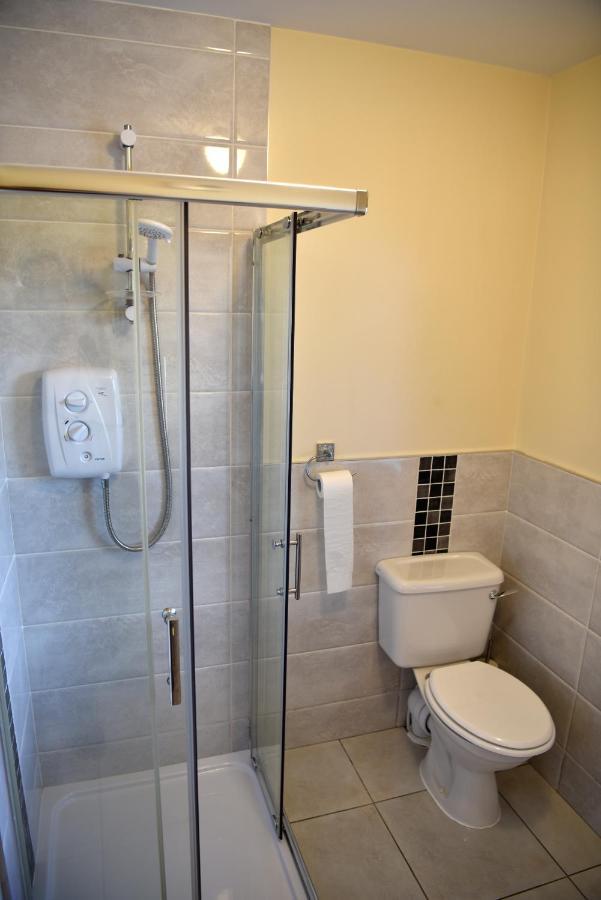Sea View Apartment Downings Dış mekan fotoğraf